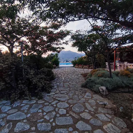 Ktima Karageorgou 3*