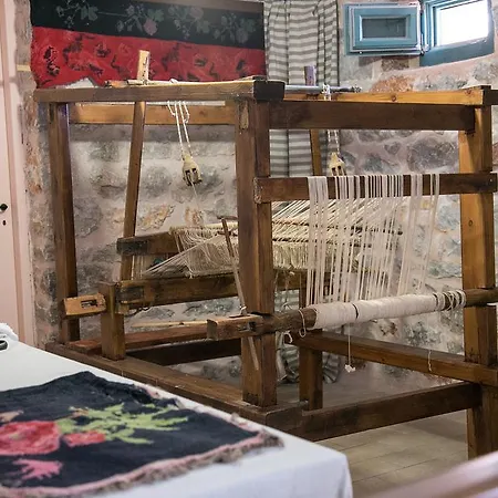 Ktima Karageorgou ホテル 3*