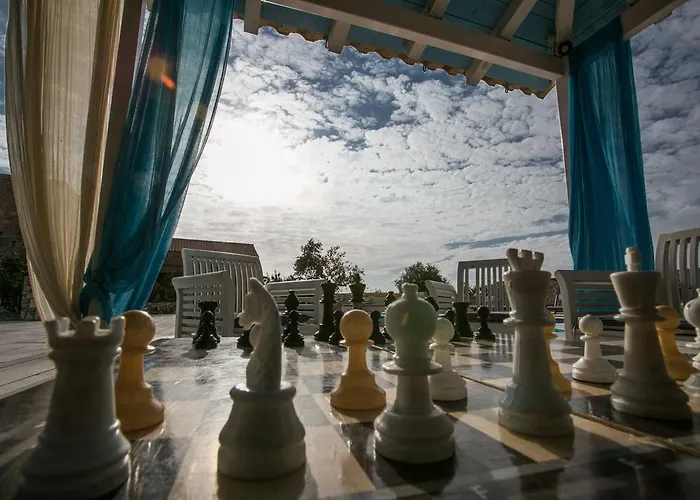 Отель Ktima Karageorgou 3*