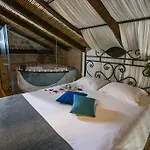 מלון Ktima Karageorgou 3*